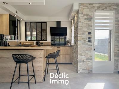 Maison - 176 m² - 7 pièces