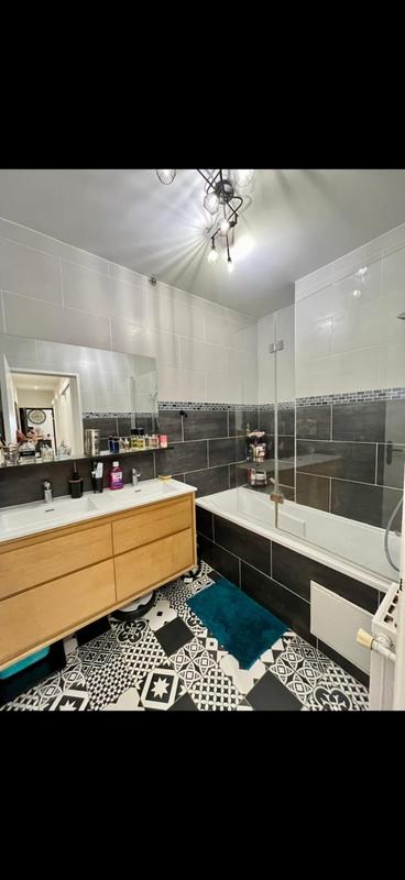 Appartement - 89 m² - 5 pièces