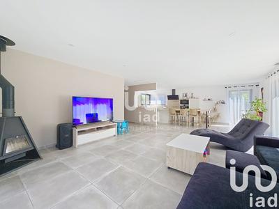 Maison - 123 m² - 4 pièces