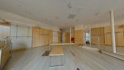 Local commercial - 77 m²