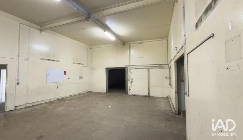 Local commercial - 1 963 m²