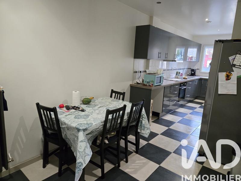 Maison - 162 m² - 10 pièces