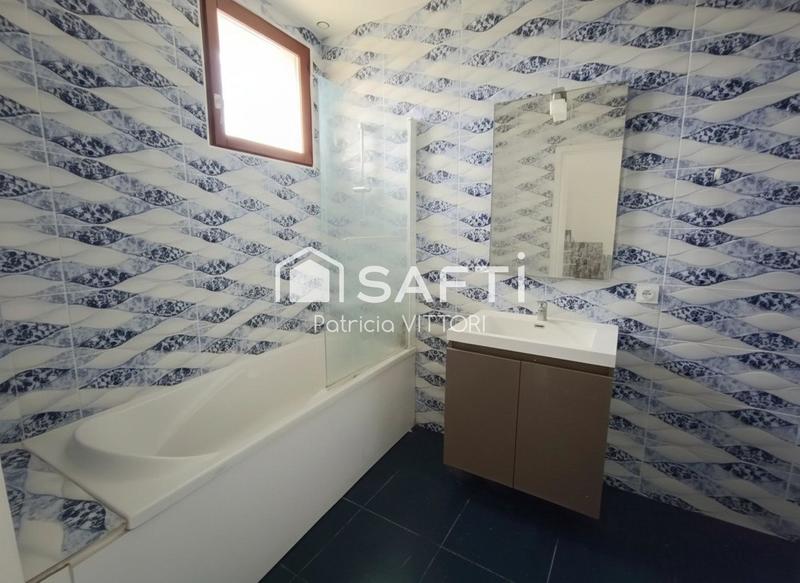 Maison - 165 m² - 6 pièces