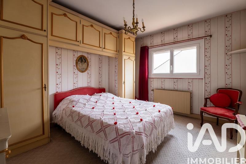Maison - 258 m² - 10 pièces