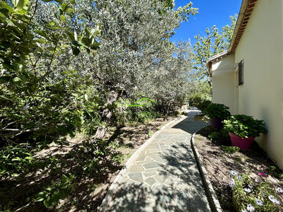 Maison - 102 m² - 4 pièces