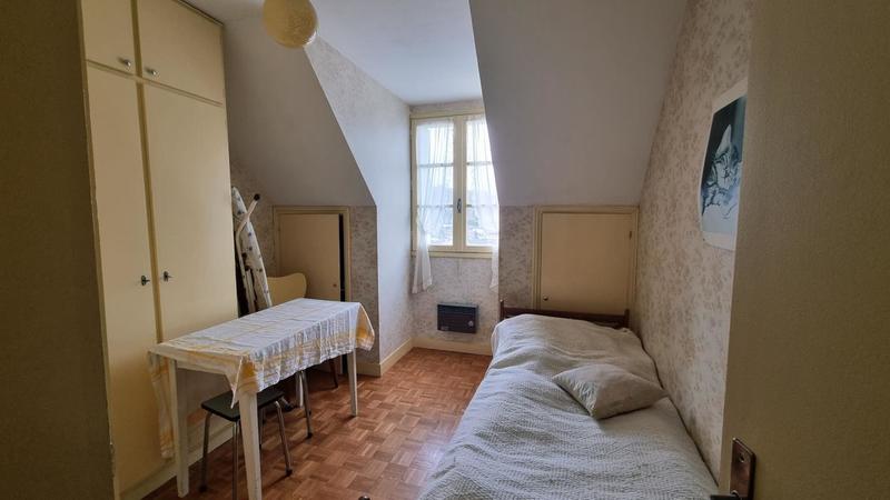 Maison - 208 m² - 6 pièces