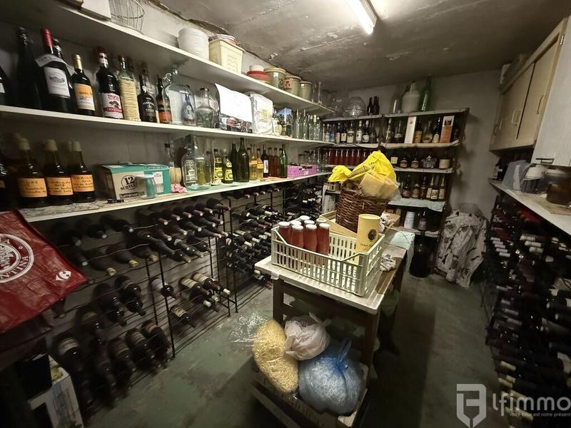 Pavillon - 200 m² - 8 pièces