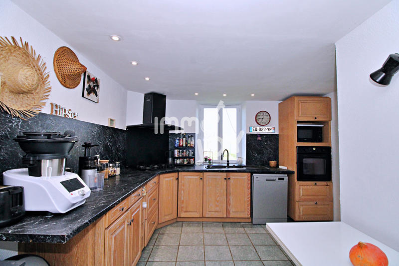 Maison - 157 m² - 6 pièces