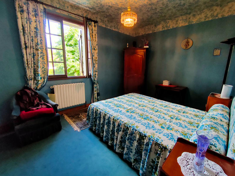 Maison - 170 m² - 7 pièces