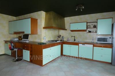 Appartement - 185 m² - 7 pièces