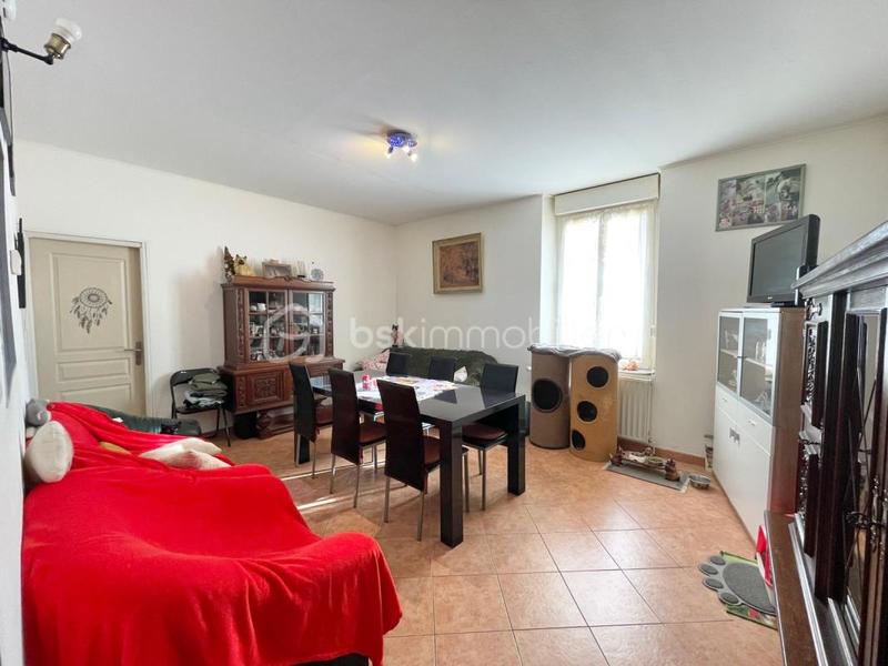 Appartement - 70 m² - 3 pièces