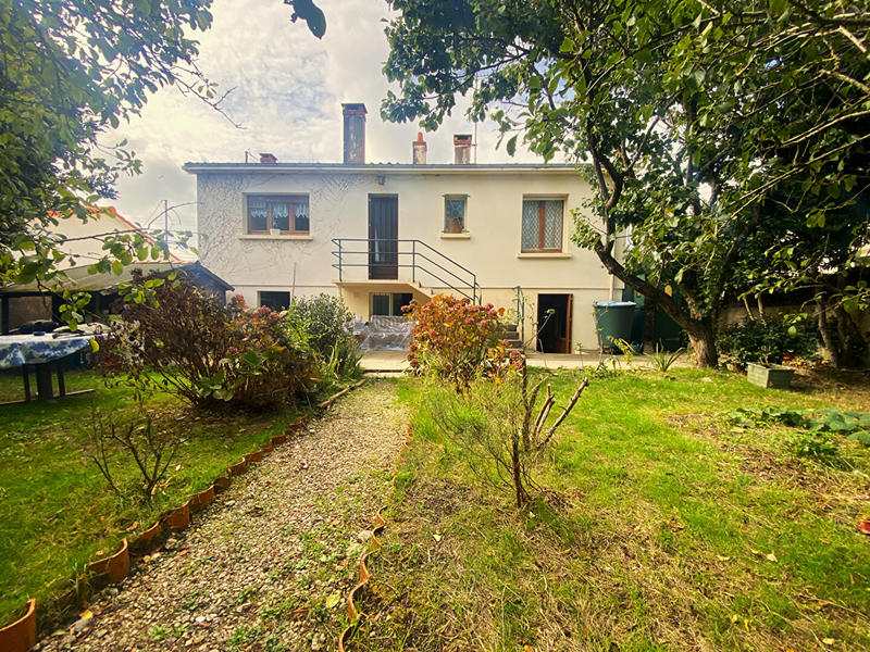 Maison - 105 m² - 6 pièces