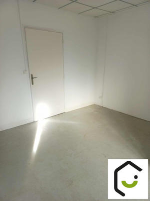 Local commercial - 40 m² - 3 pièces