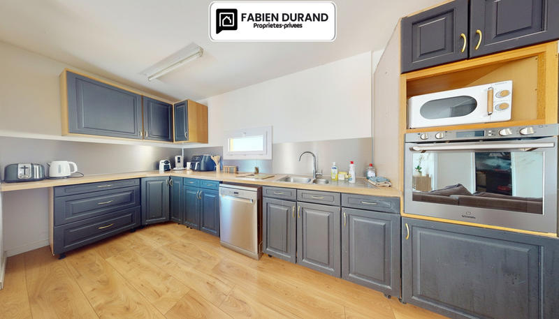 Appartement - 80 m² - 4 pièces