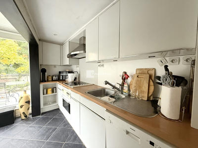 Maison - 207 m² - 9 pièces