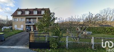 Maison - 230 m² - 8 pièces