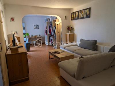 Immeuble - 174 m² - 8 pièces