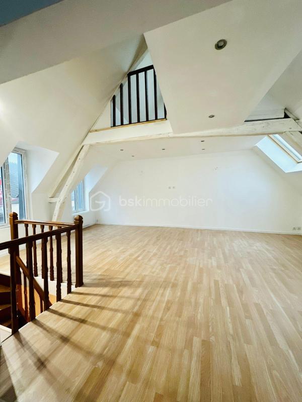 Immeuble - 170 m² - 6 pièces