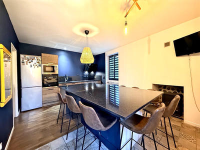Maison - 176 m² - 6 pièces