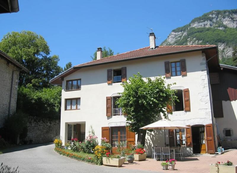 Maison - 200 m² - 8 pièces