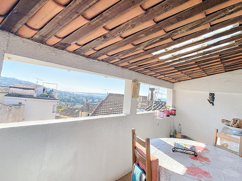 Appartement - 75 m² - 3 pièces