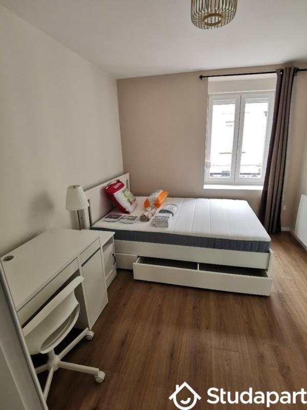 Chambre - 9 m² - 1 pièce