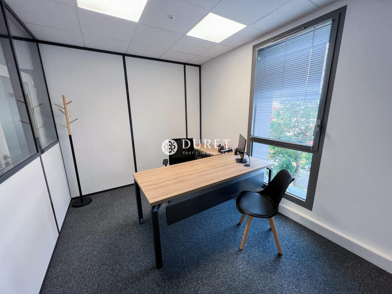 Bureau - 355 m²