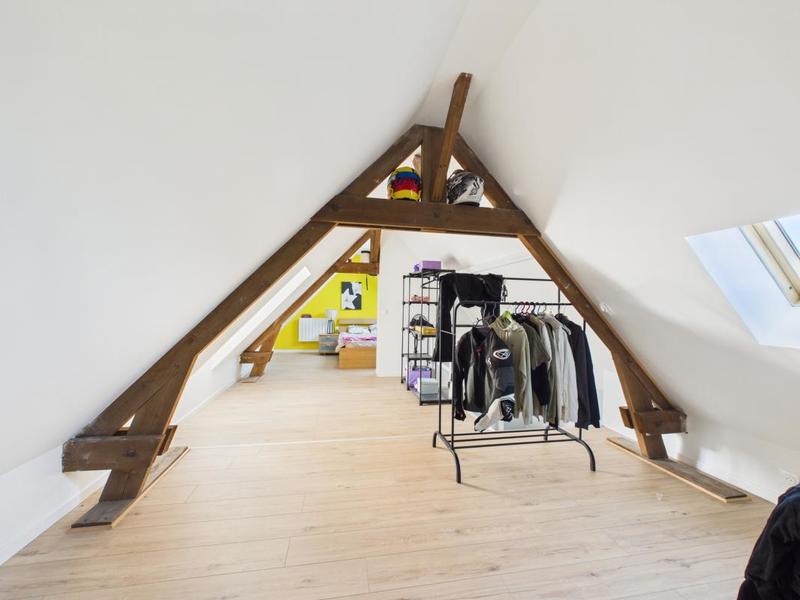 Demeure - 160 m² - 6 pièces