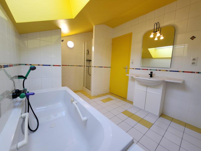 Maison - 182 m² - 5 pièces