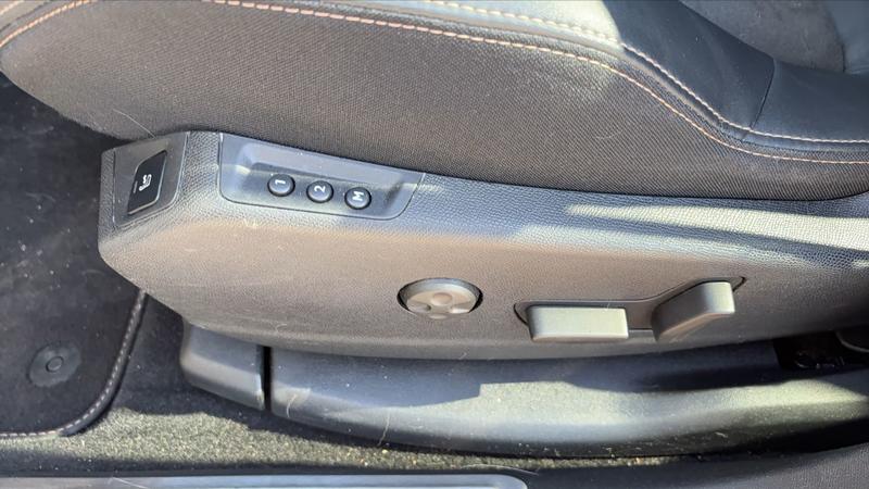 Peugeot 3008 II 1.6 PureTech 180 Eat8 Gt Pack