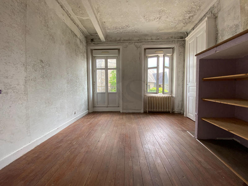 Maison - 146 m² - 8 pièces