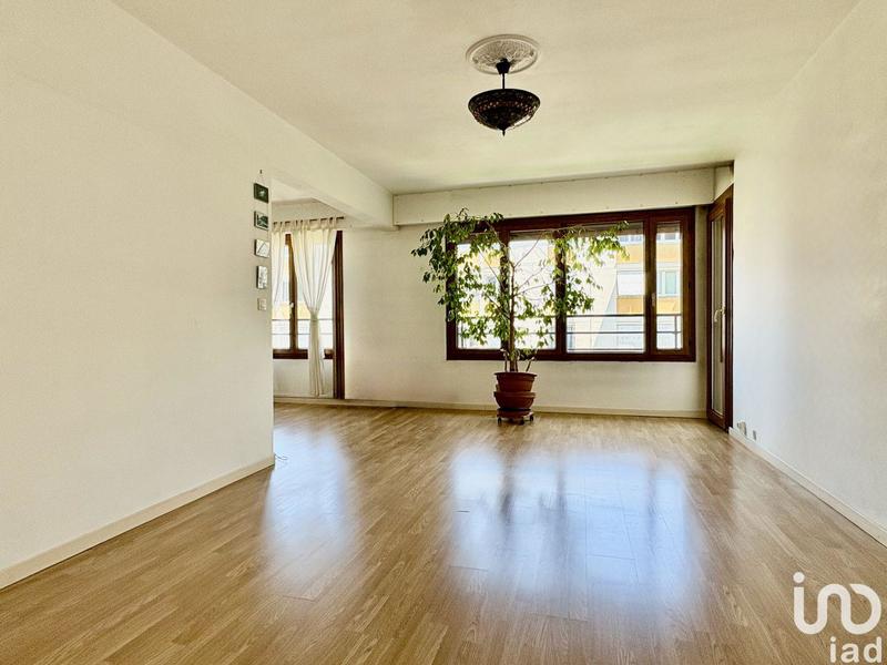 Appartement - 92 m² - 4 pièces