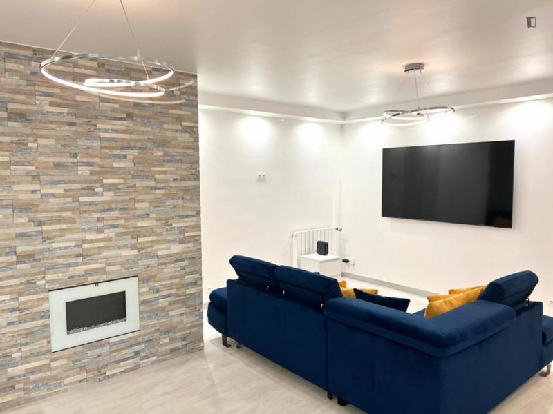 Chambre - 18 m² - 13 pièces