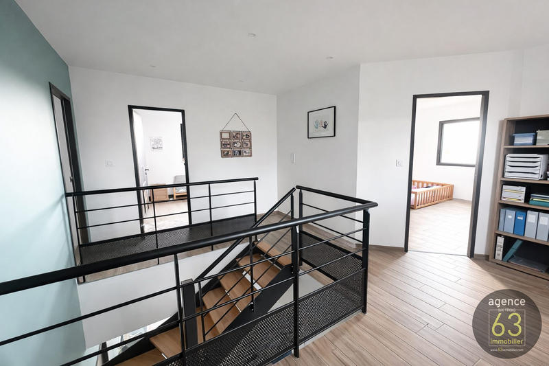 Maison contemporaine - 148 m² - 5 pièces