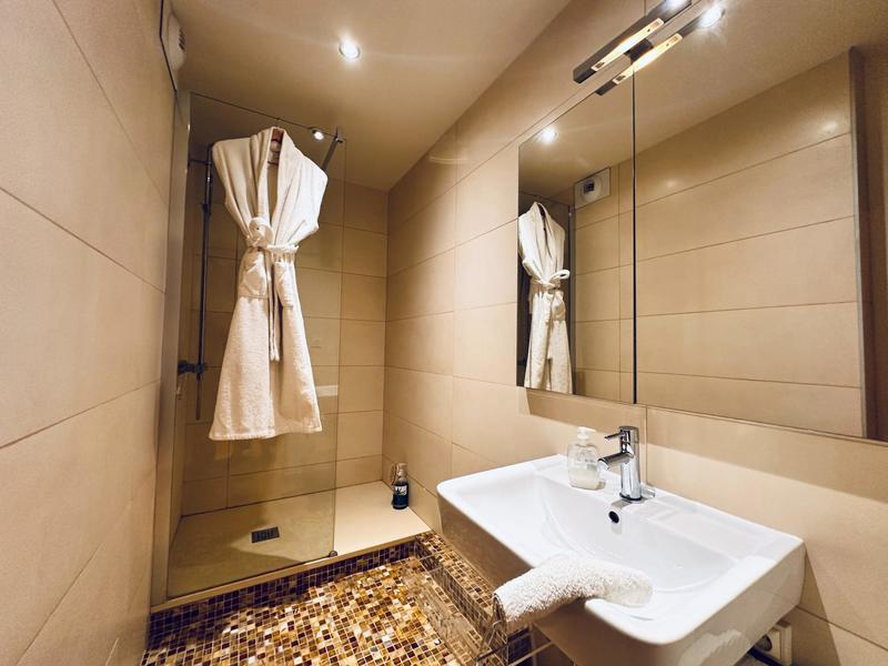 Appartement - 95 m² - 4 pièces