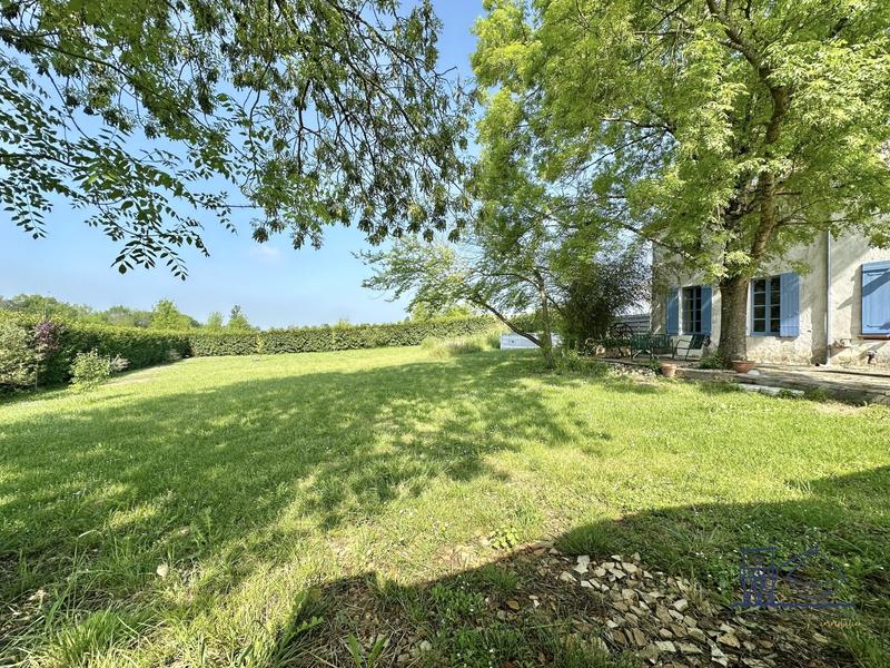 Maison ancienne - 129 m² - 4 pièces