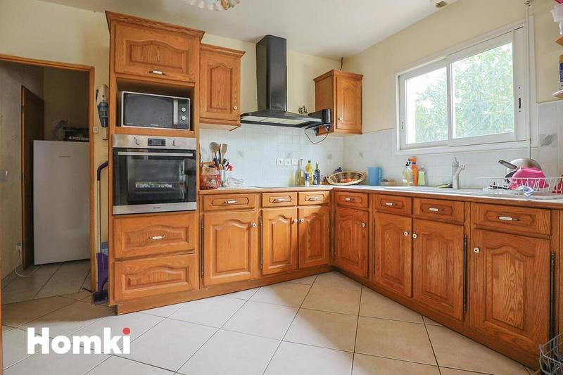 Maison - 200 m² - 4 pièces