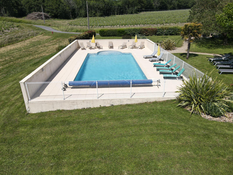 Propriété - 286 m² - 15 pièces