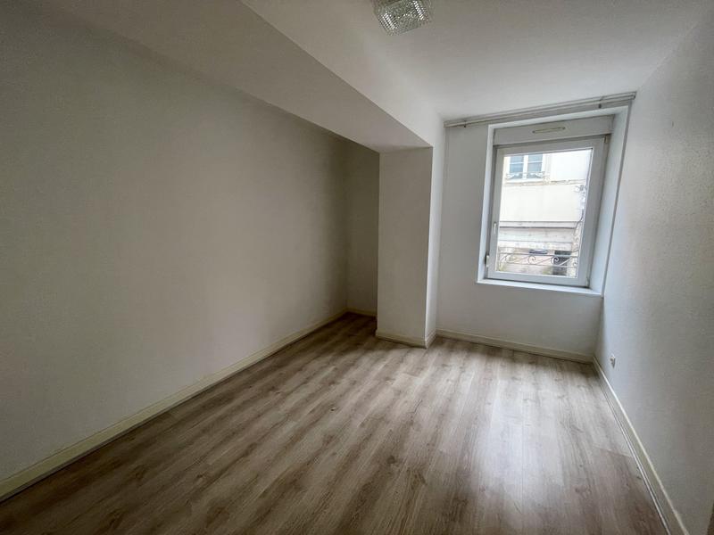 Appartement - 125 m² - 5 pièces