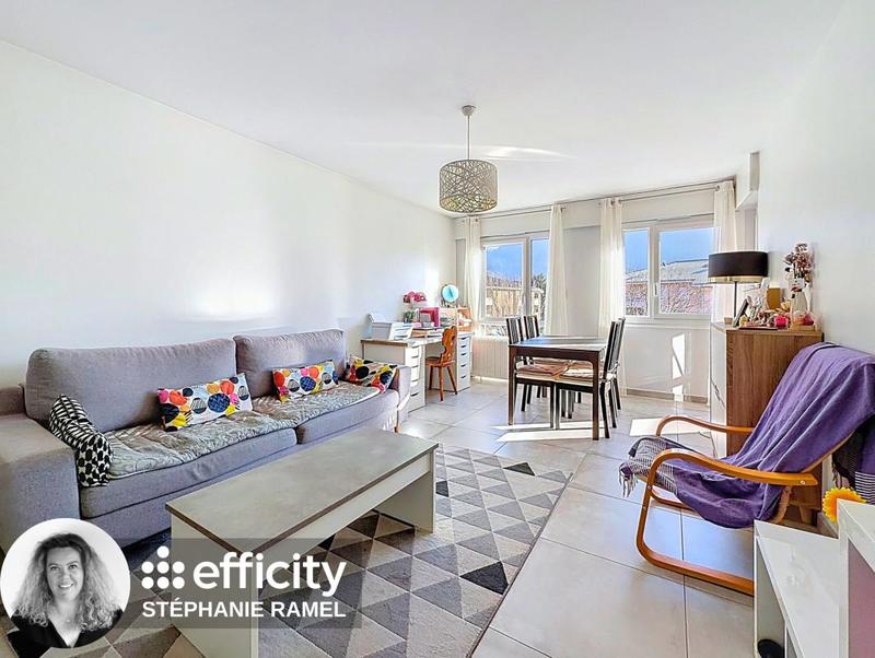 Appartement - 82 m² - 4 pièces