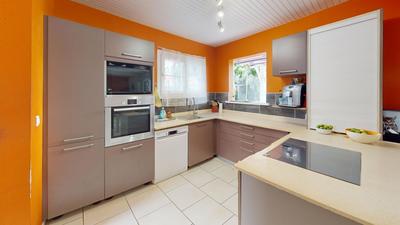 Maison - 100 m² - 4 pièces