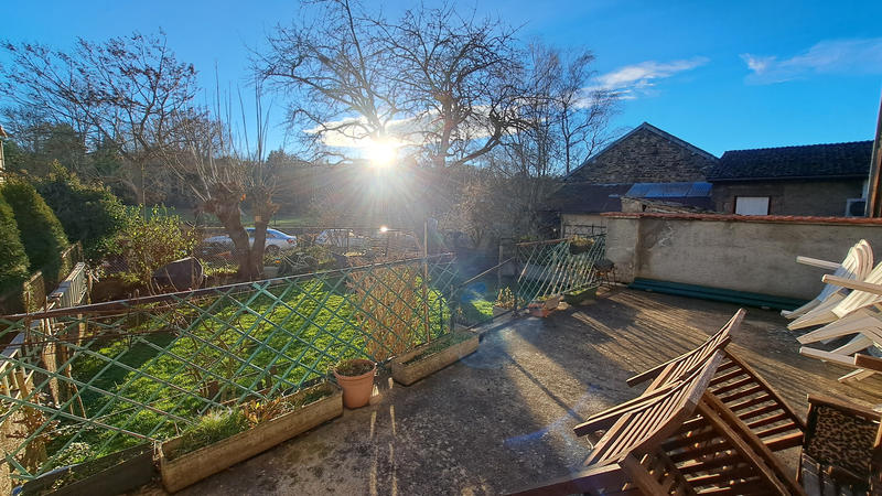 Maison - 217 m² - 7 pièces