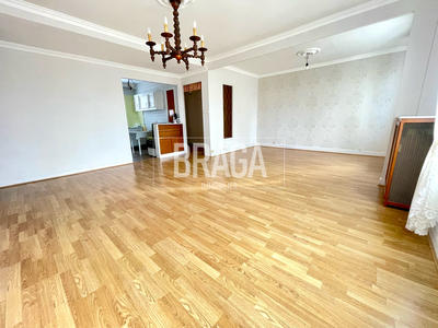 Appartement - 76 m² - 5 pièces
