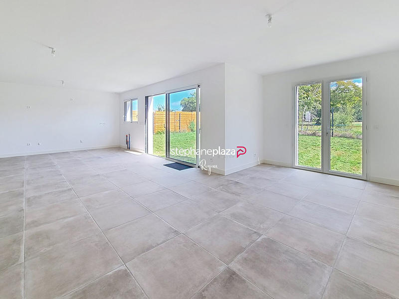 Maison - 122 m² - 5 pièces