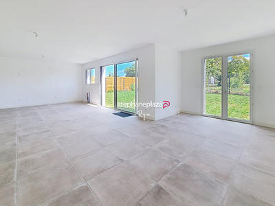 Maison - 122 m² - 5 pièces