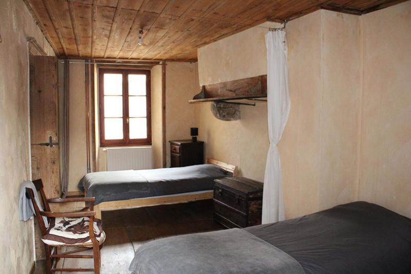 Maison - 200 m² - 11 pièces