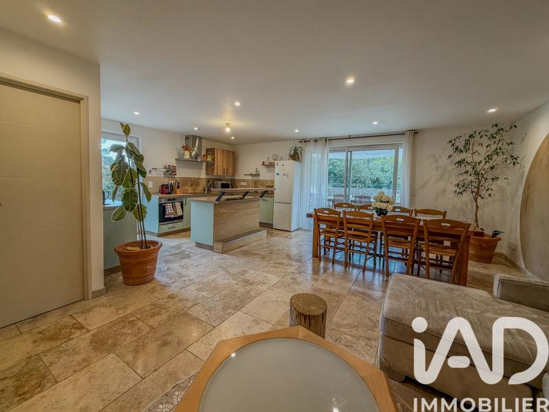 Maison - 157 m² - 6 pièces