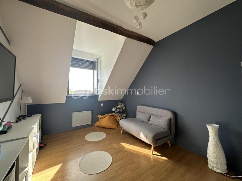 Maison - 201 m² - 6 pièces