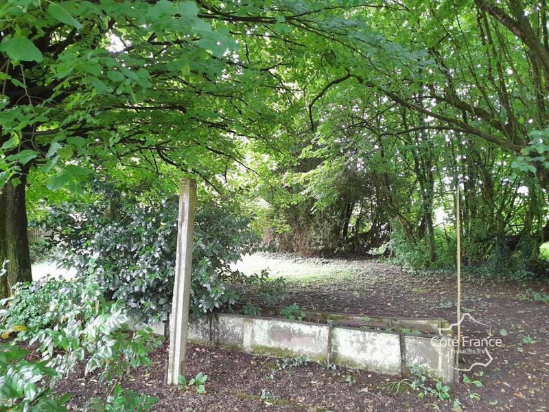 Maison - 263 m² - 13 pièces