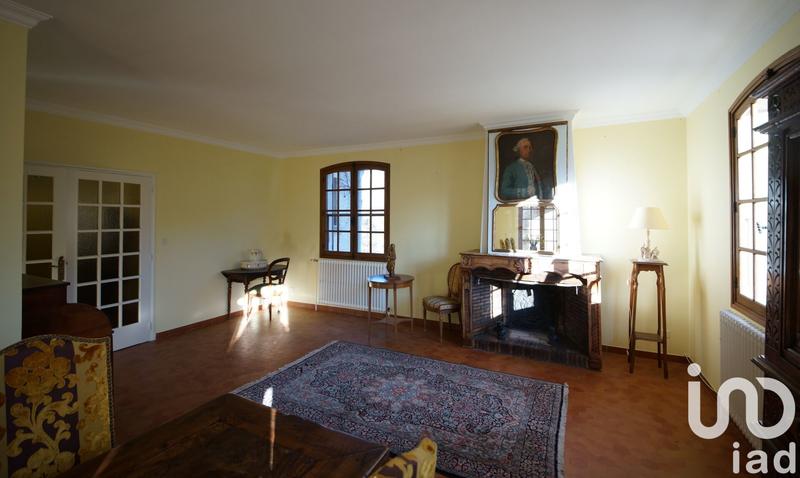 Maison - 235 m² - 10 pièces